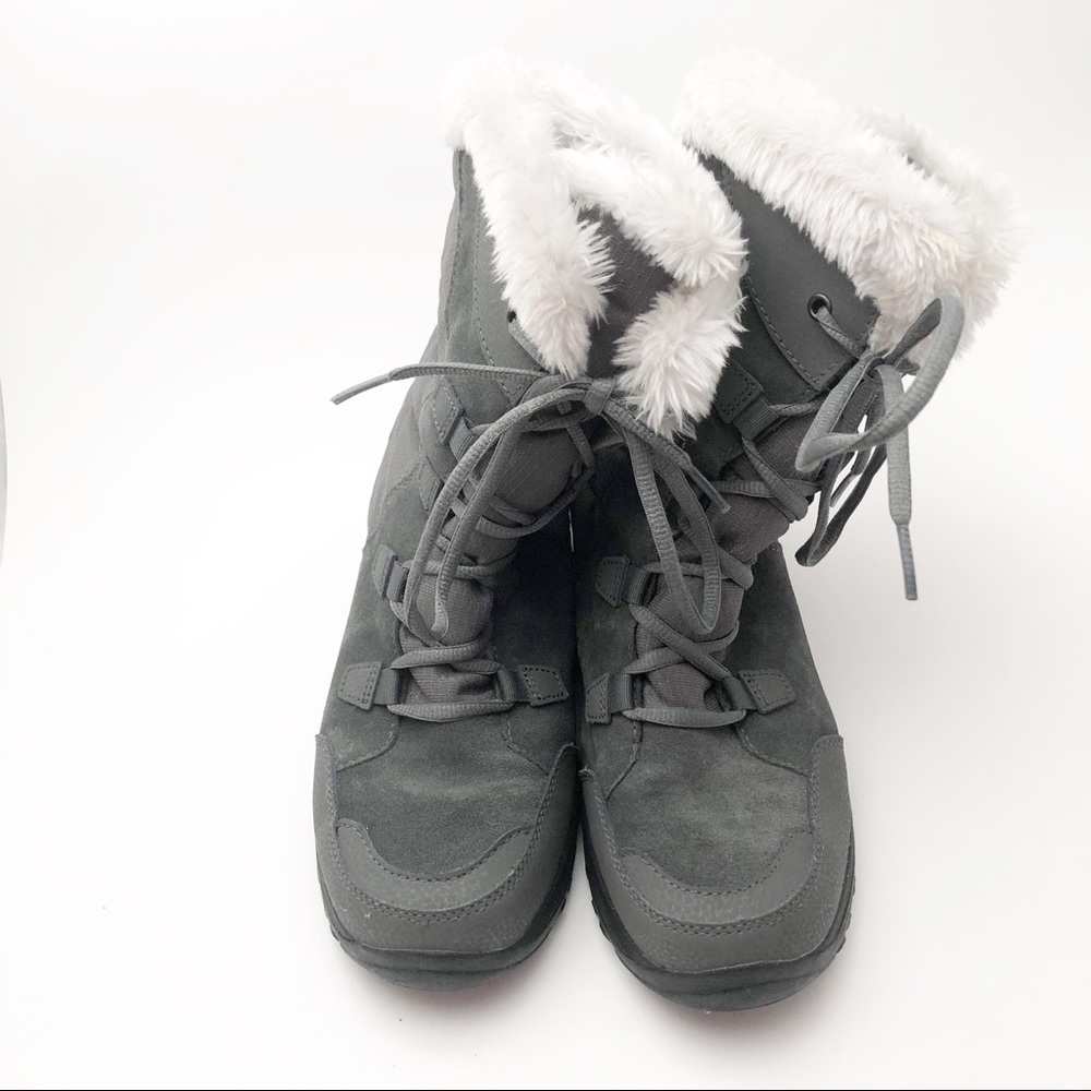 Columbia Like New Winter snow Boots Size 8.5